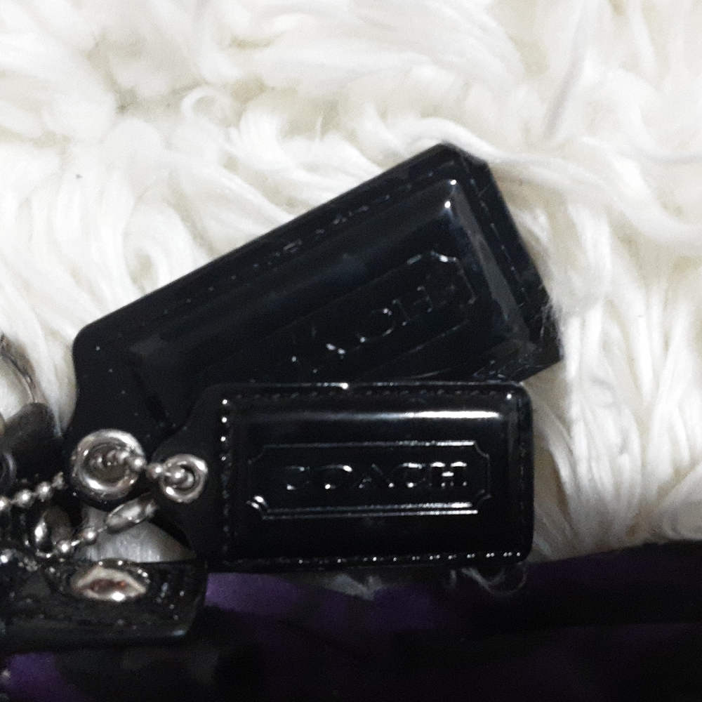 Purse - Picture 2 of 4